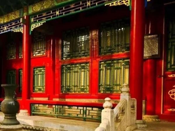 有關(guān)門(mén)窗明的發(fā)展史介紹