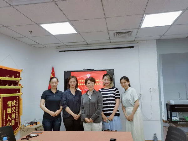 窗出名門(mén)·家又獲大獎(jiǎng)啦！